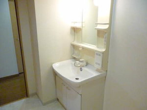 三渓ヒルズ E302号-10