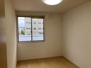 ラフォーレⅢ A102号-9