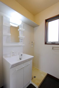 Ｒ－ｌｅａｆ 0202号-12