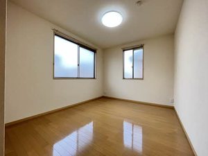 フローラルヒルズ B201号-8