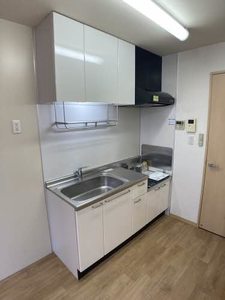 セントラルコート 0102号-3