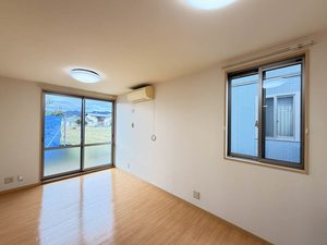 シャローム本郷 C102号-2