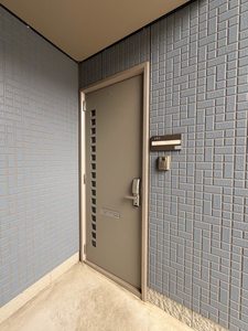 シャローム本郷 C102号-5