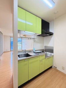 シャローム本郷 C102号-12