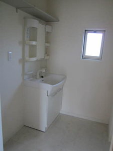 リーフガーデンハイツ E201号-6