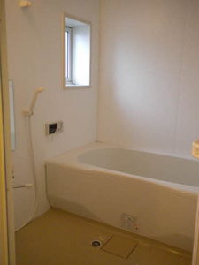 メゾンソラーナ A102号-2