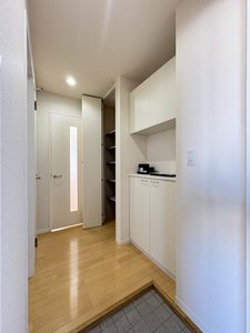 メゾンソラーナ A201号-8