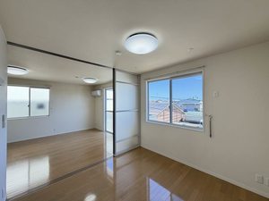 クレアーレ壱番館 A201号-11