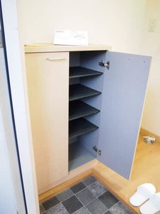 メゾン・エルミオーレ 0202号-4