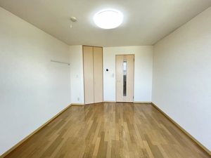 メゾン・エルミオーレ 0203号-2