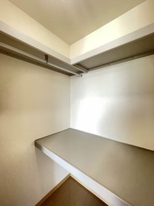 メゾン・エルミオーレ 0203号-4