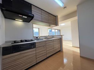 サニーサイド東山 A301号-4