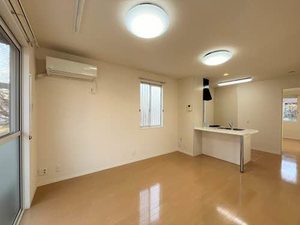 ソレアード B102号-2