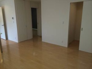 サニーコート A102号-6