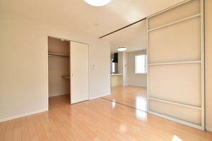 サニーコート B201号-3