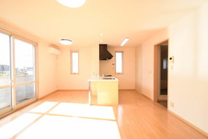 シャーメゾン小赤見 A101号-2