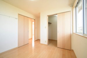 シャーメゾン小赤見 A101号-3