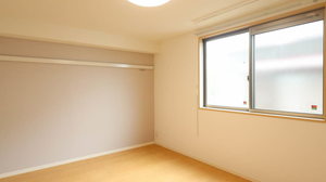 Ｃｅｎｔ‐Ｌｉｖｉｅ 0102号-8