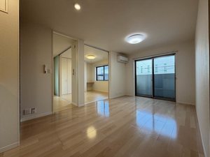 サンタプレイスＭ 0102号-2