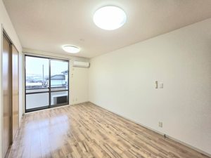 グリーン岡 D202号-2