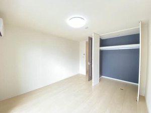 セピアコート N202号-8