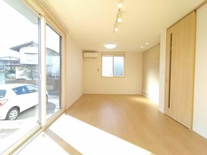 プロヌーブ若里 B101号-2