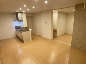 プリュネ向山 0102号-2