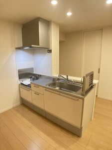 プリュネ向山 0102号-3