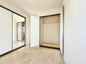 グランメール小泉 B102号-6