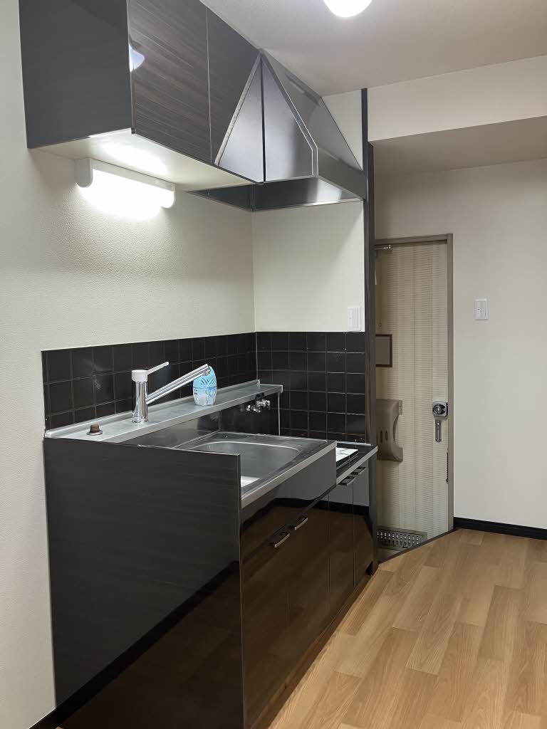 サンルーム八社 0103号-8