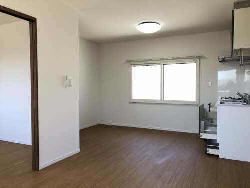 イーストアベニュー 0202号-4