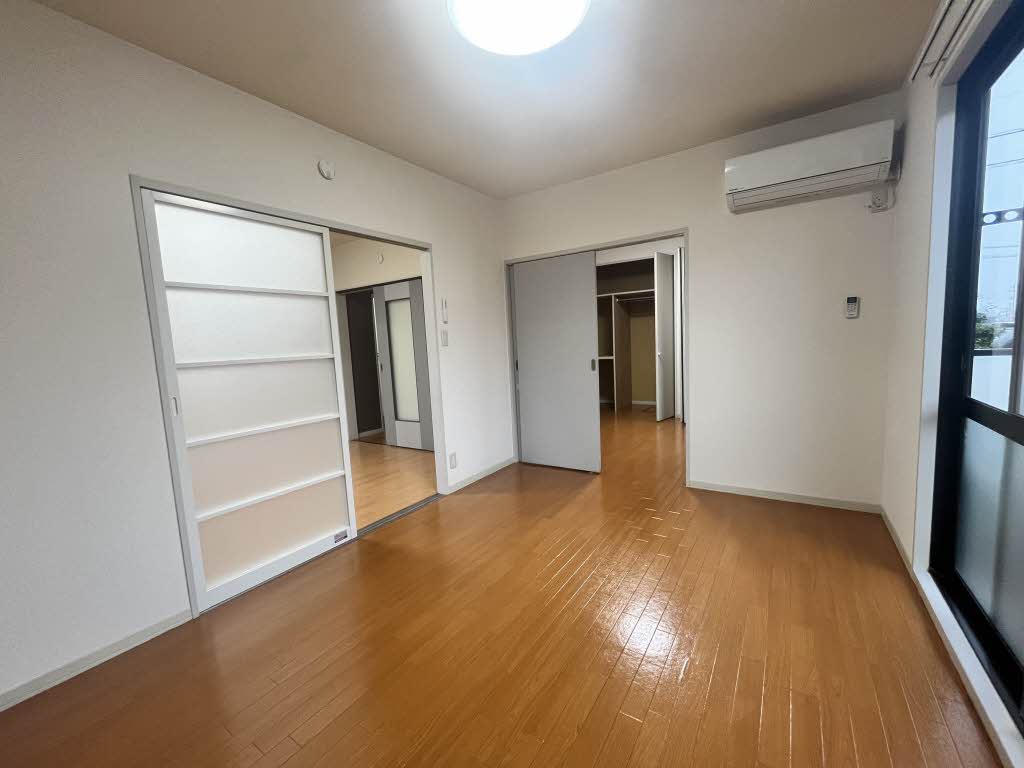 サンピア杭瀬 A102号-2