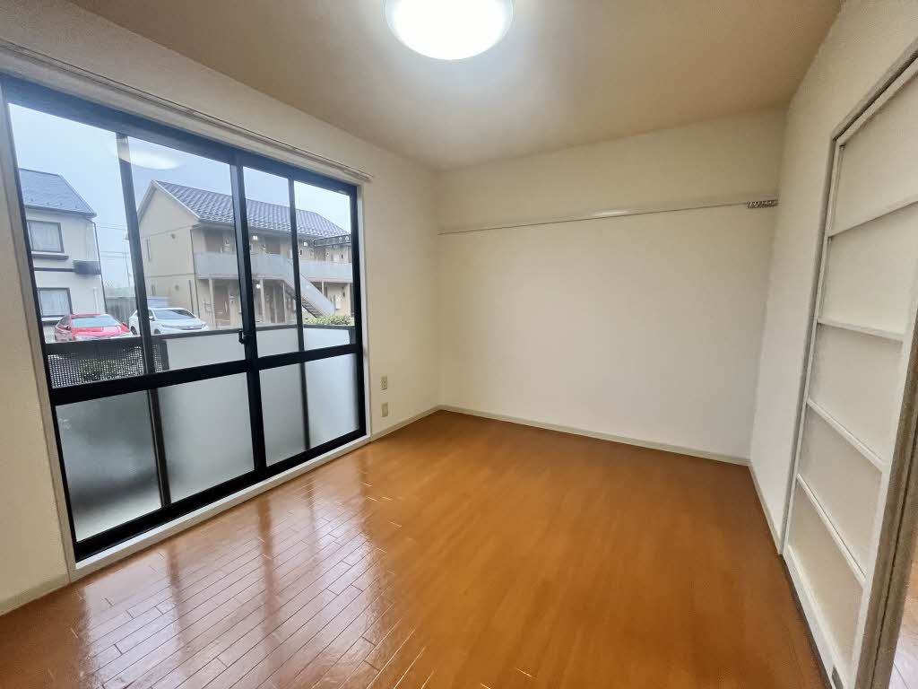 サンピア杭瀬 A102号-5