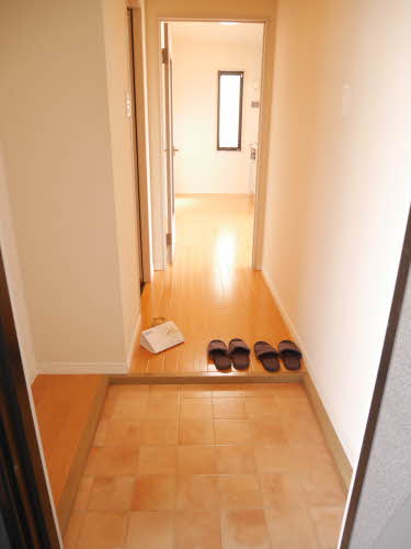 ルミエール城西 C205号-2