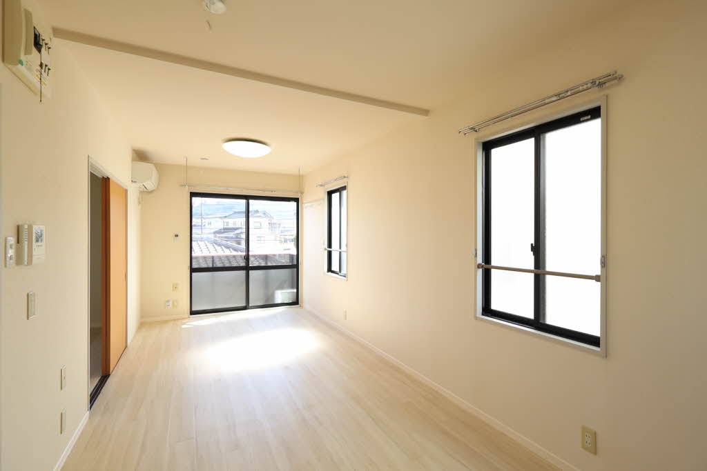 フレグランスたけくら E202号-3