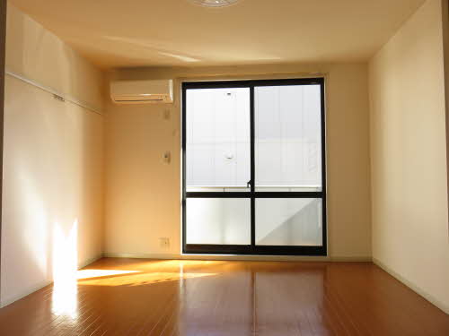 ステージア日永 E105号-2