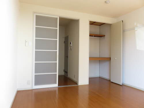 ステージア日永 E105号-6