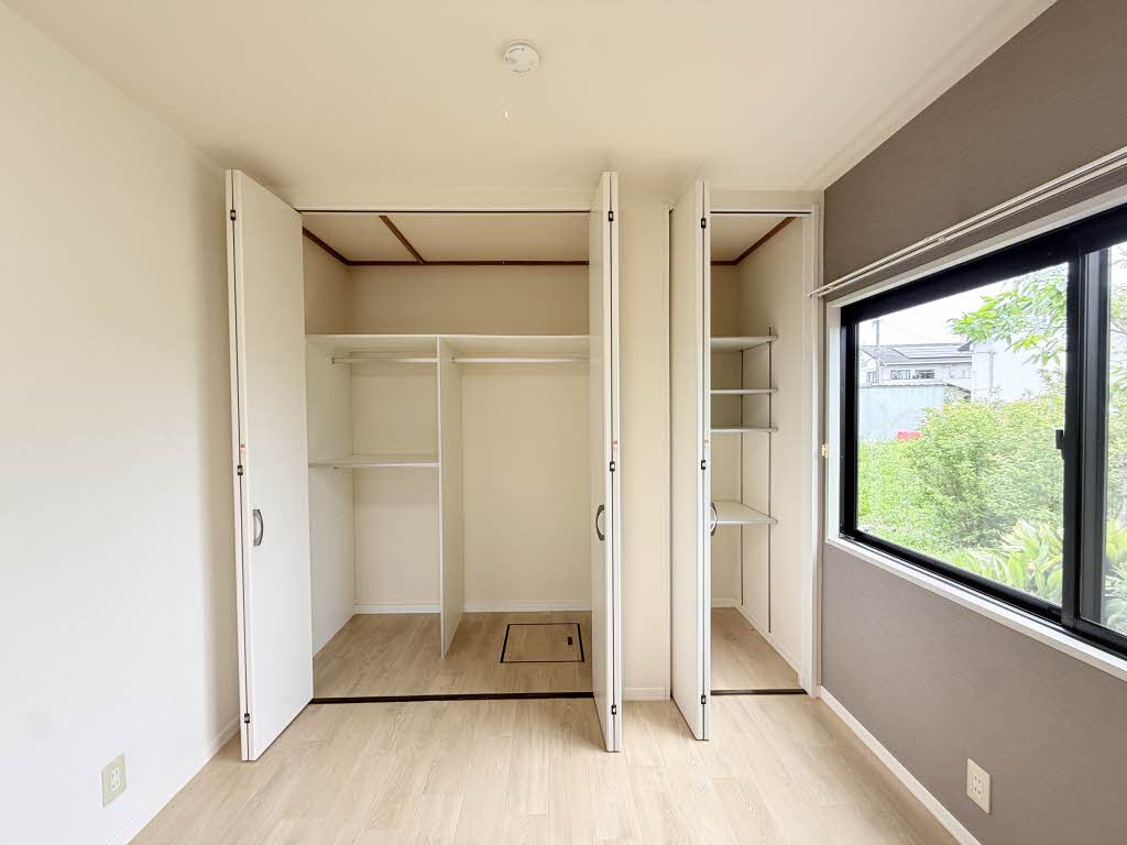 ハッピーコート A102号-8