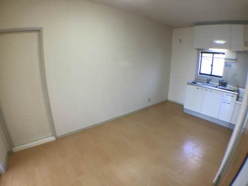 ファミール C102号-3