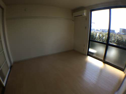 ファミール C102号-8