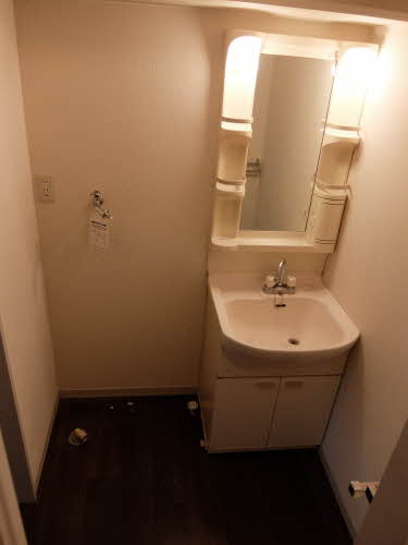 レジデンツィア西河原 0102号-7