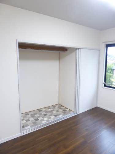 いちごハウス B201号-12