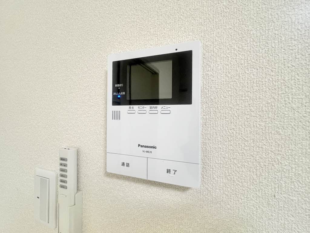 リラ　タカダ 0102号-13