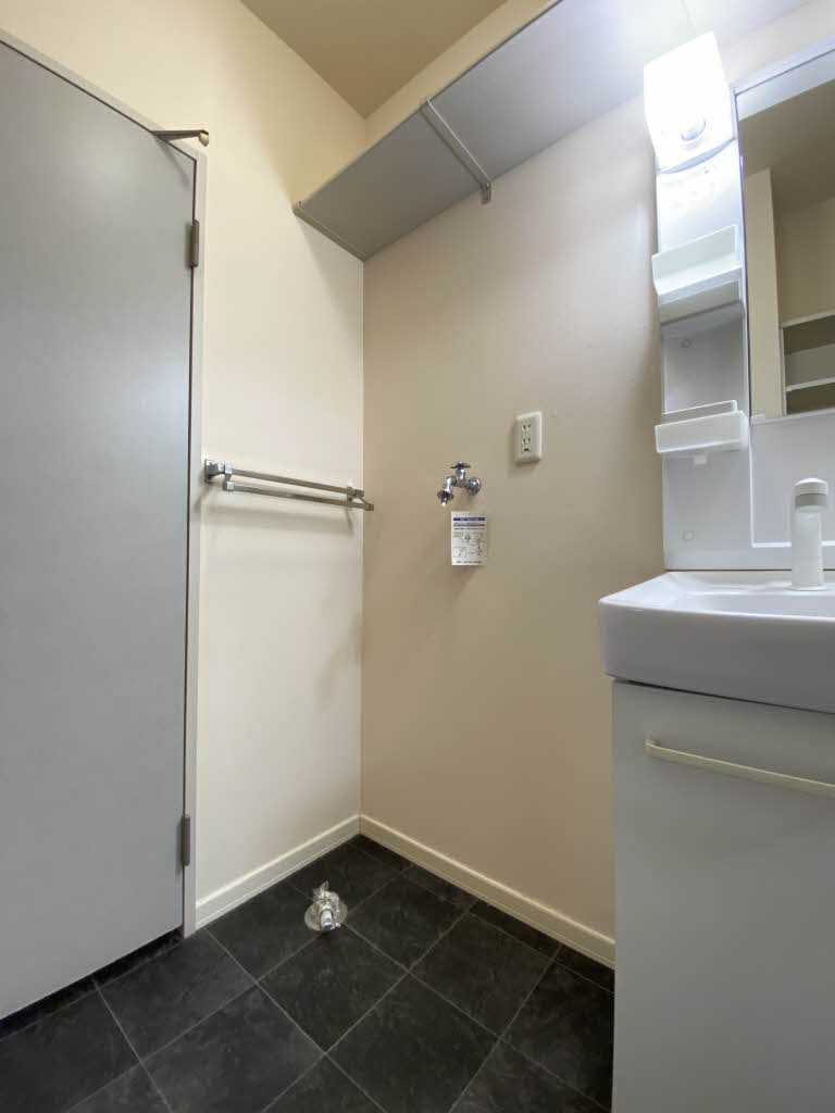 リラ　タカダ 0201号-10