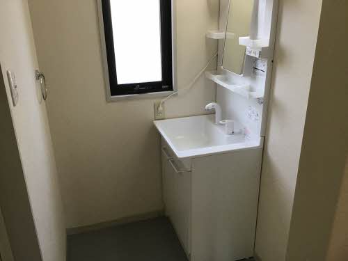 ディアス瓜田 A102号-9