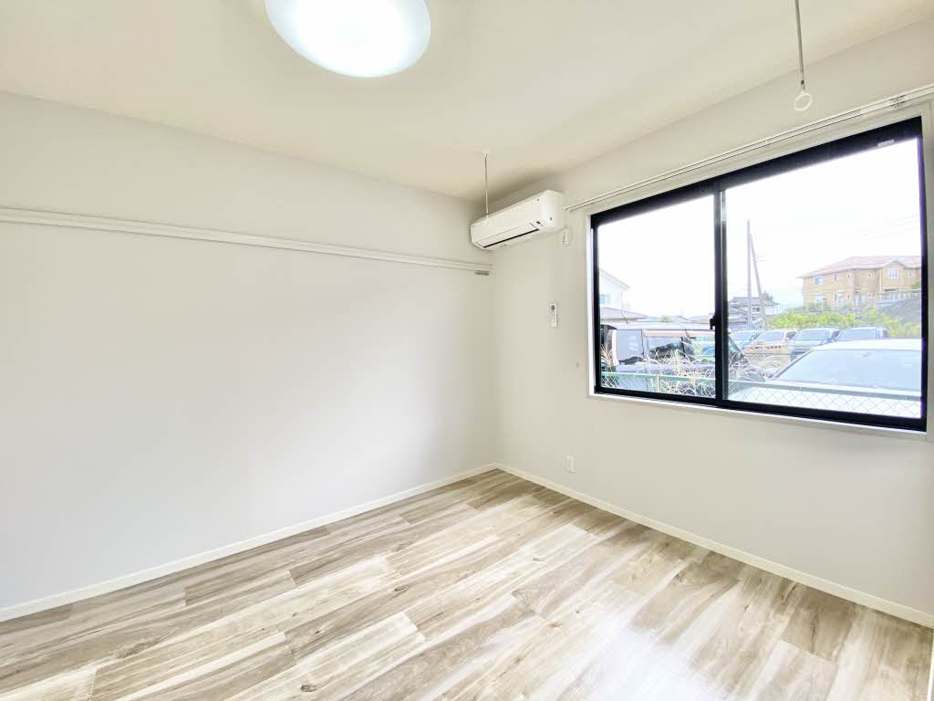 ファミール・メゾンⅡ 0102号-7