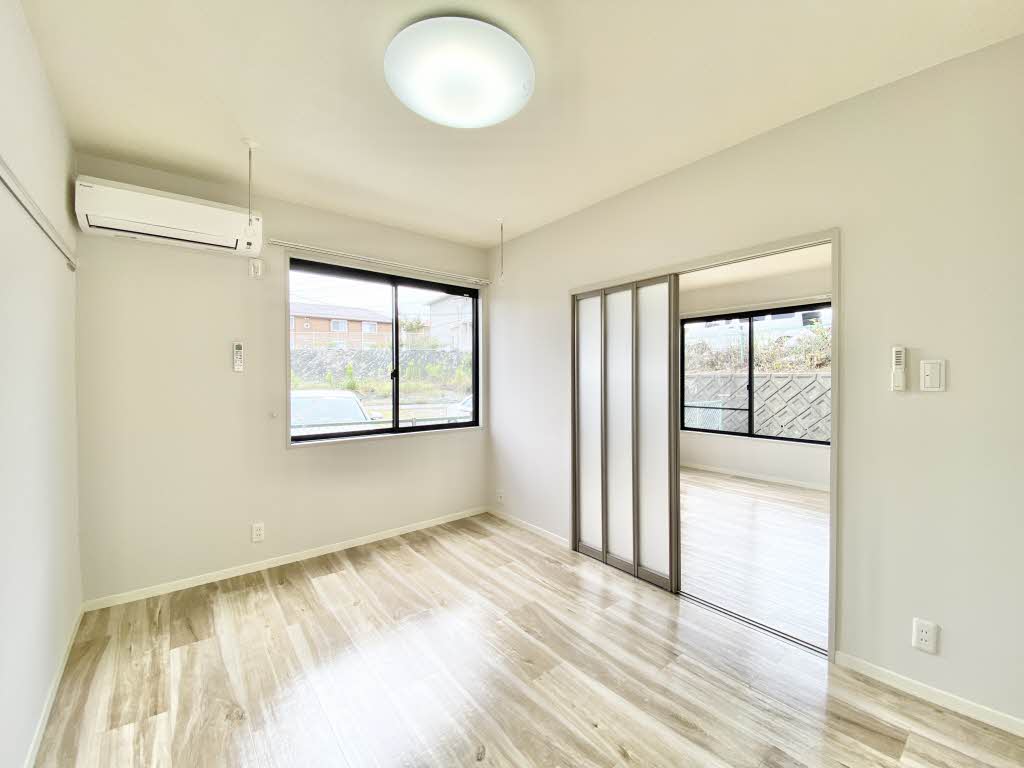 ファミール・メゾンⅡ 0102号-8