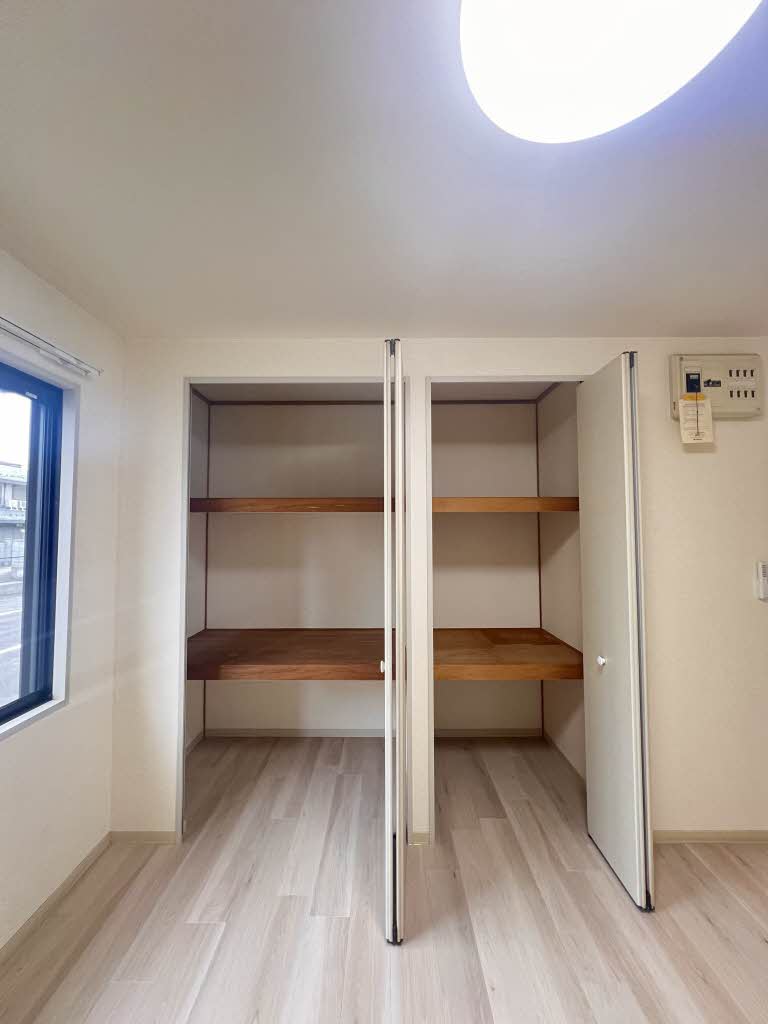 ファミールアサノ A102号-12