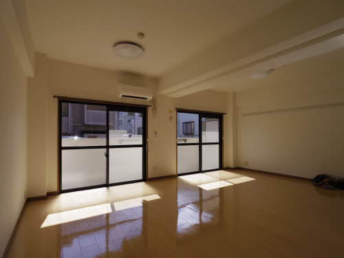 サンモール富吉 A102号-2