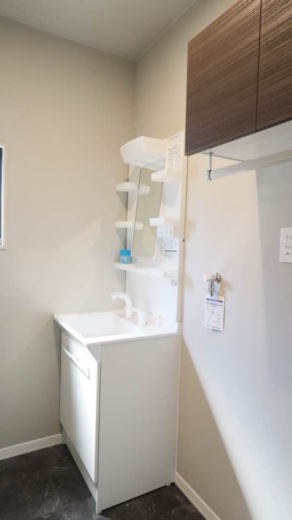 サニーハイツ E202号-10